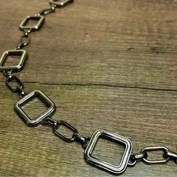 Dark Silver Tone Metal Chain Link Squares Waist Belt/ Necklace - Picture 3 of 3